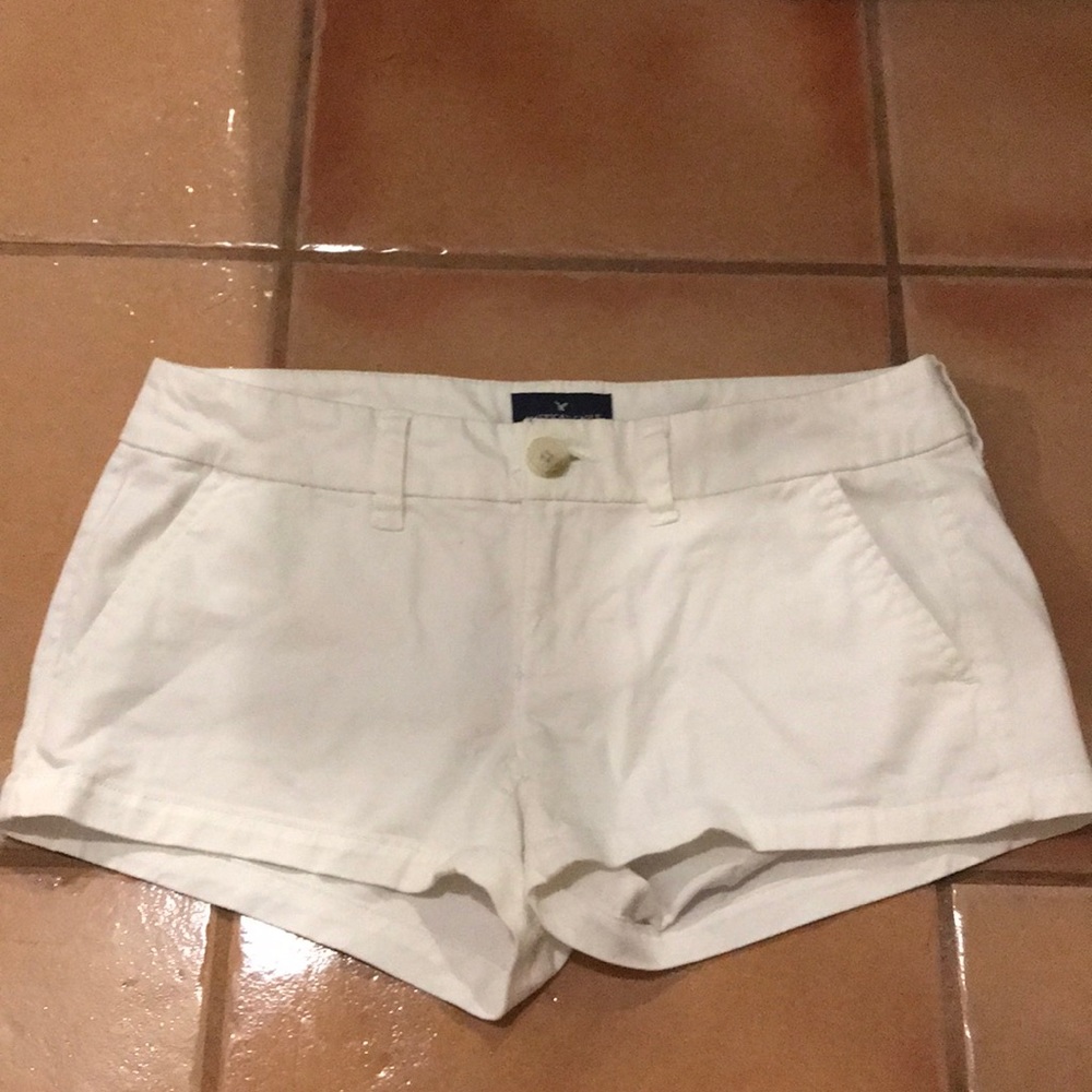 NWT American Eagle White Shorts